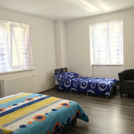 Royal Apartment Κάρλοβι Βάρι Εξωτερικό φωτογραφία