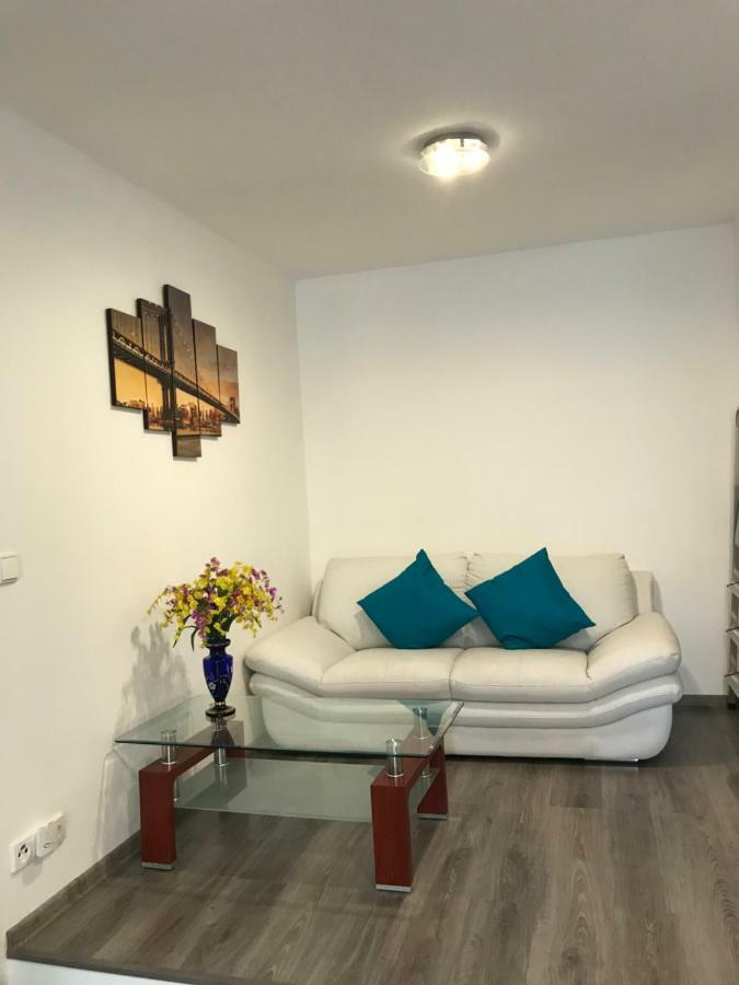Royal Apartment Κάρλοβι Βάρι Εξωτερικό φωτογραφία