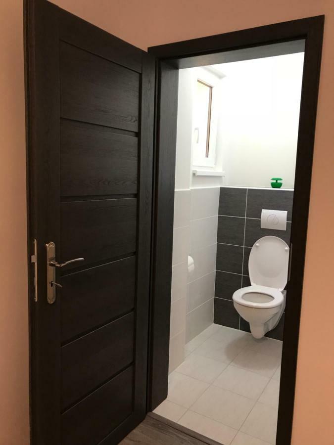 Royal Apartment Κάρλοβι Βάρι Εξωτερικό φωτογραφία