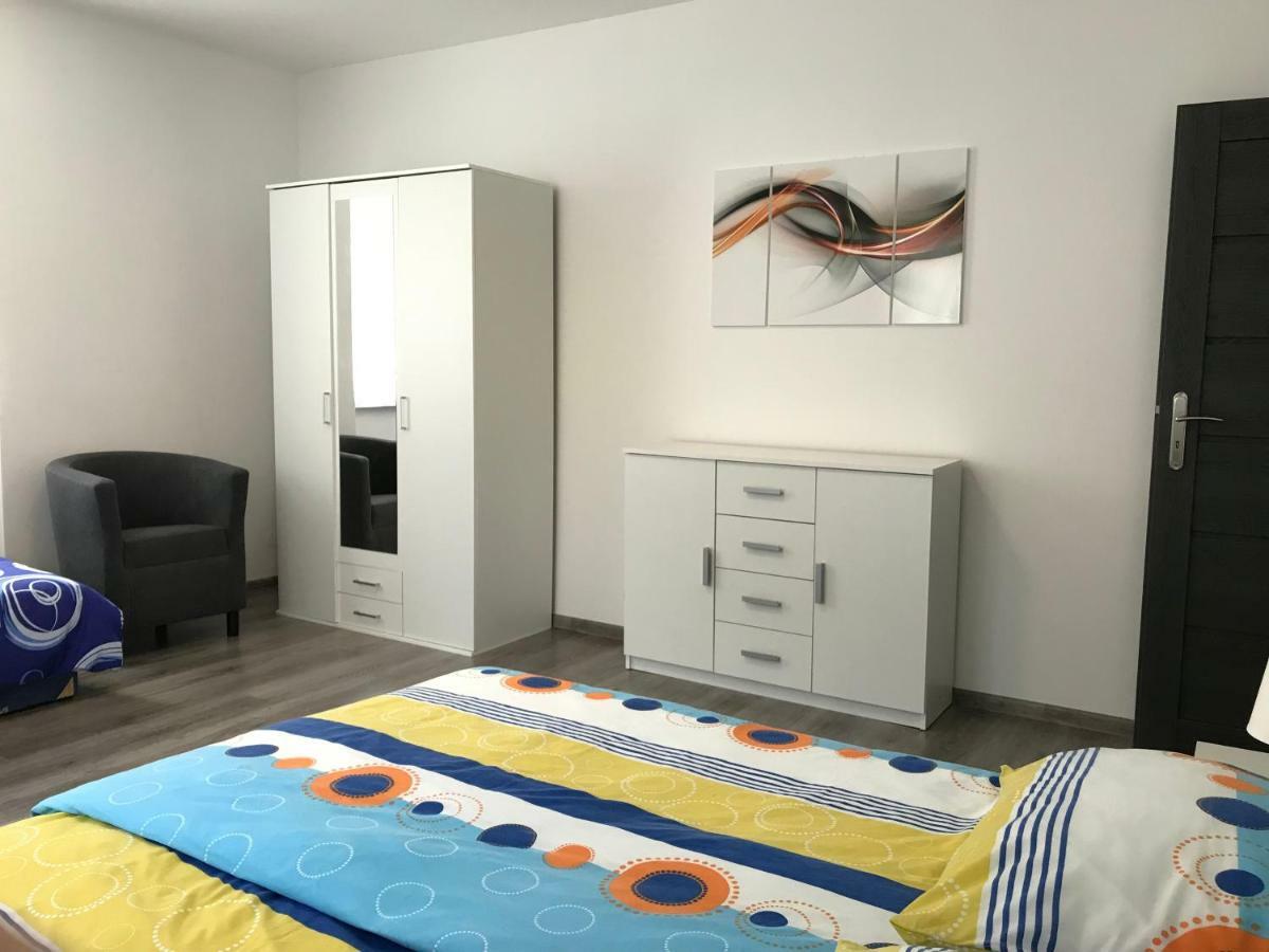 Royal Apartment Κάρλοβι Βάρι Εξωτερικό φωτογραφία